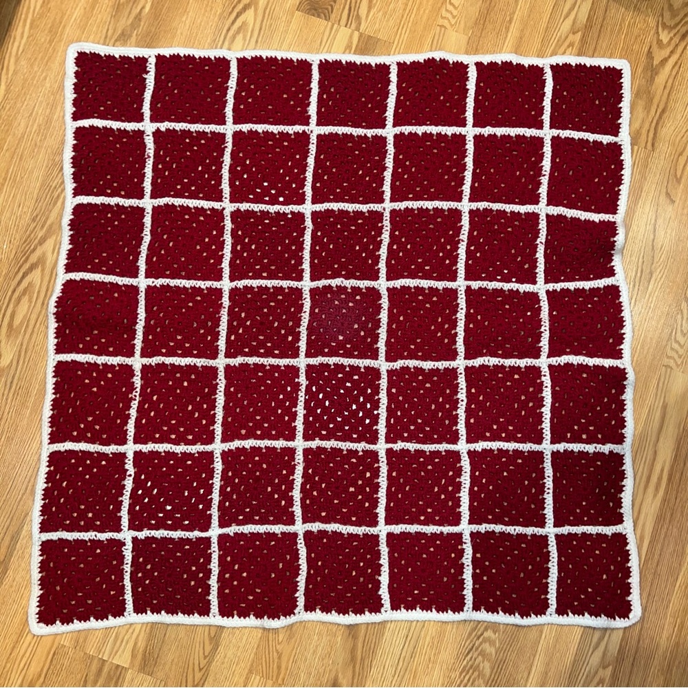 Crochet Red and White Granny Lap Blanket Throw Handmade 39” x‎ 41”